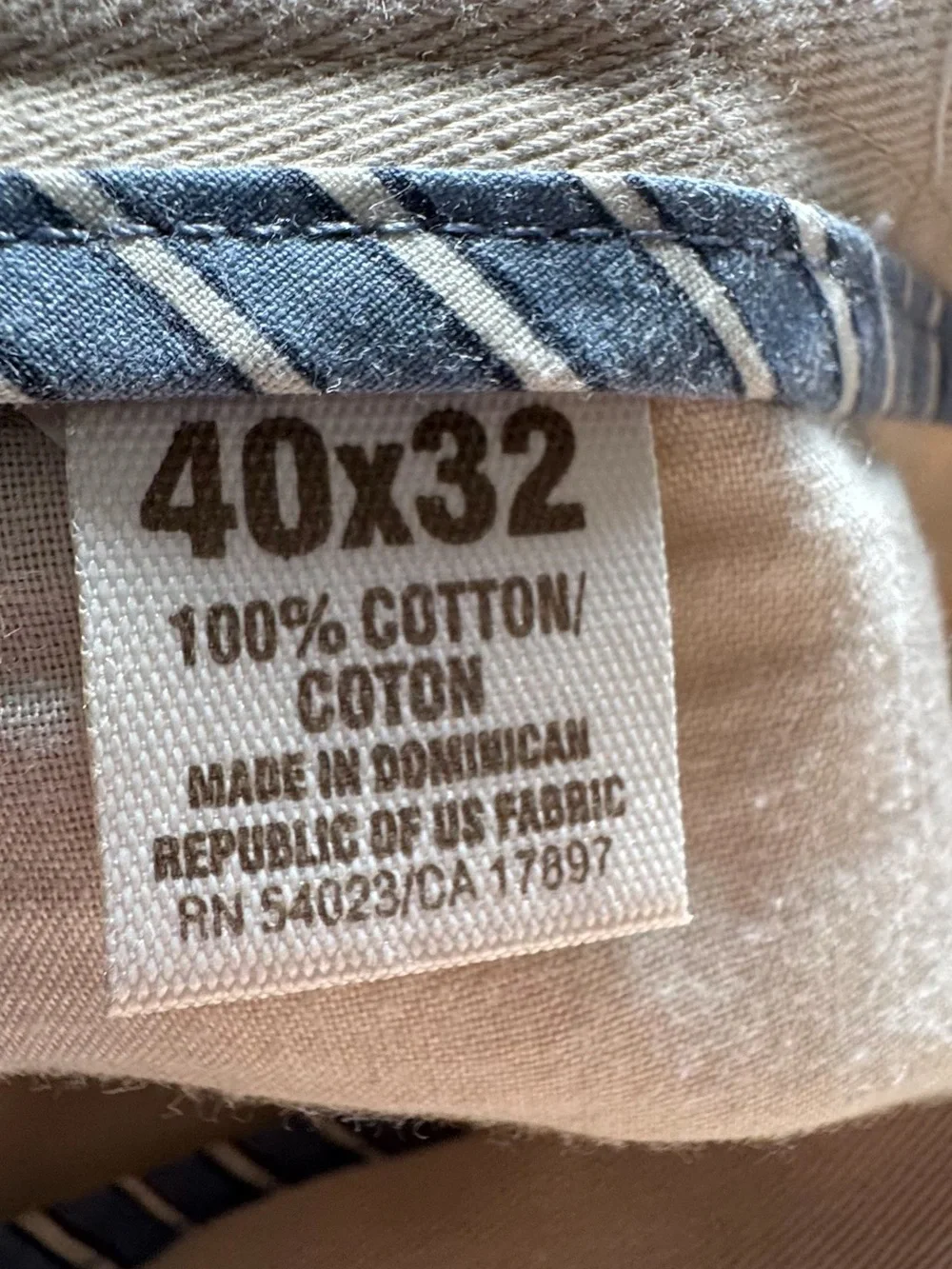 Old Navy Men’s Khaki Chino Pants 40x32 Beige Flat Front 100% Cotton
